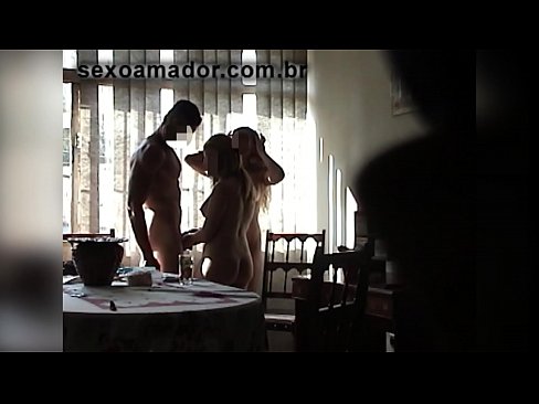 ❤️ Tugann cairde gnéis cuireadh d'fhear ollmhór agus do thriúr in éineacht leis Gnéas ardchaighdeáin linn ❌️❤